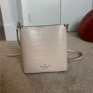 Kate Spade cream croc embossed cross body bag
